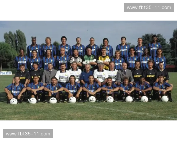 2013赛季国际米兰重建之路探秘老将退场新星崛起蓝黑军团的蜕变与挑战