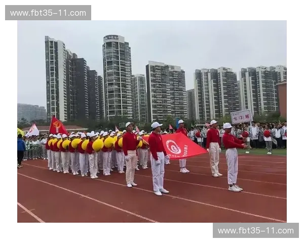 青春激扬奋勇拼搏共创辉煌校园体育节广播稿